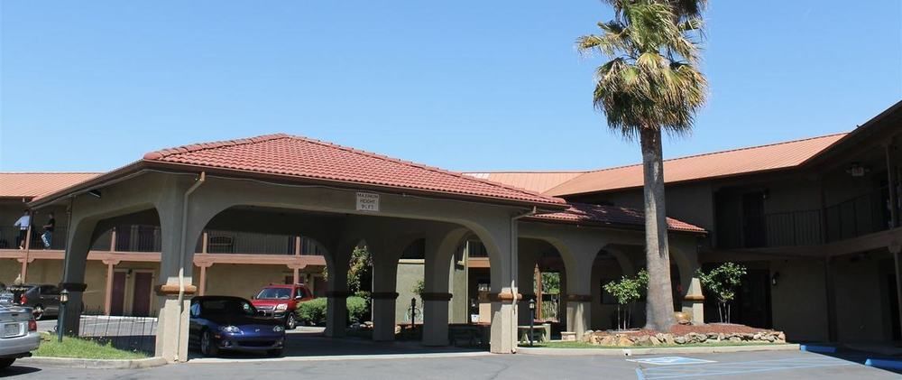 Shenandoah Inn, Major Credit Cards Required For Check In Plymouth エクステリア 写真